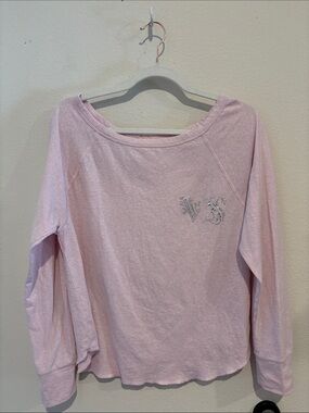 Victoria's Secret Light Pink Long Sleeve Tee Shirt With Silver rhinestones  🩶